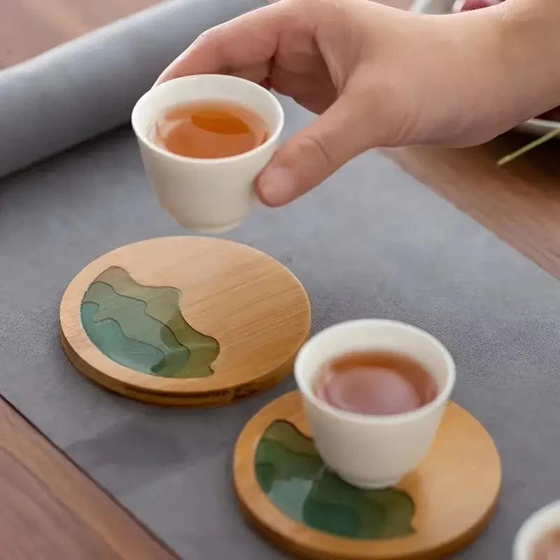 Resin Art - Wooden Bamboo Round Coaster with River Design 9.1cm x 9.1cm x 1